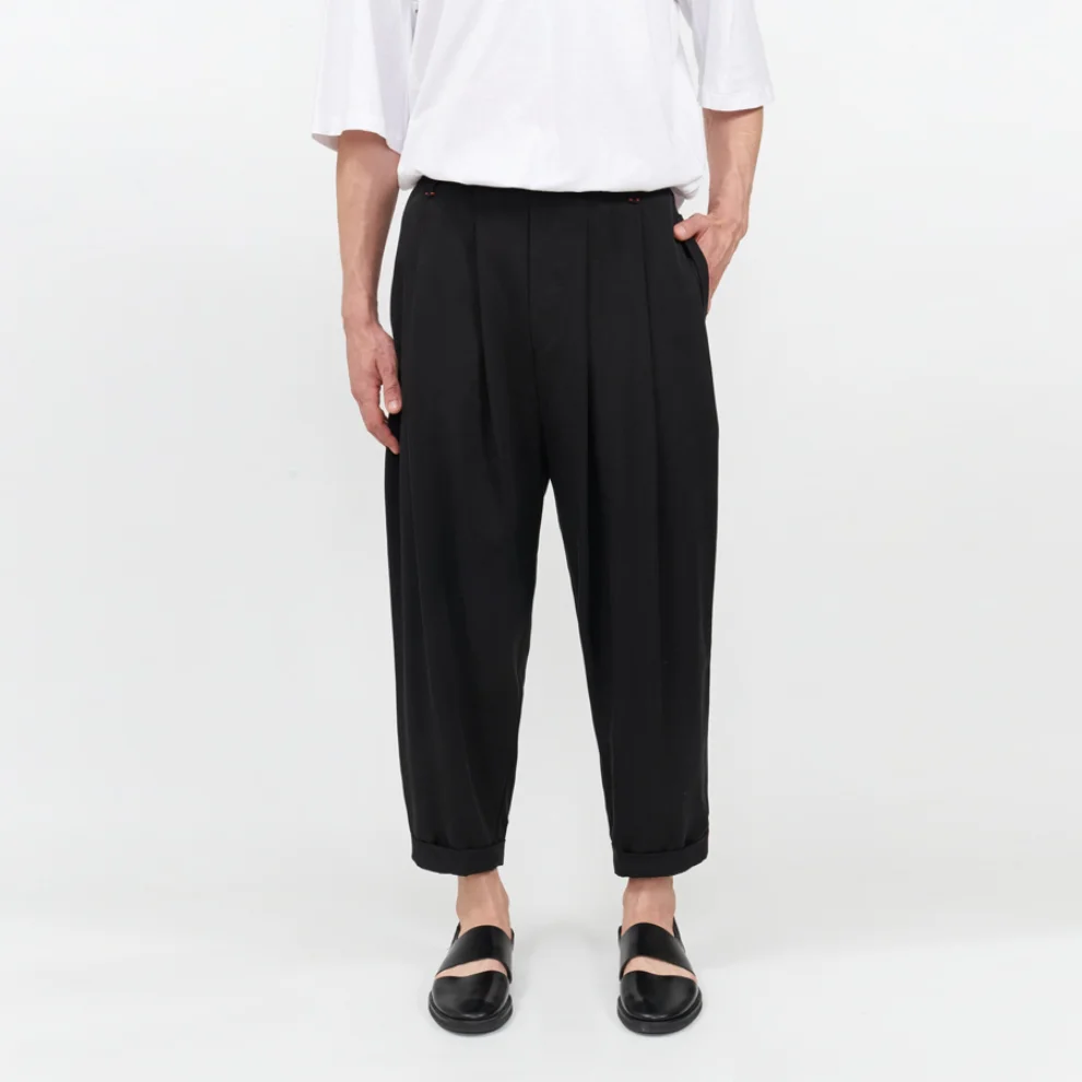 Ejja Design - Inside Colors Pleated Trouser