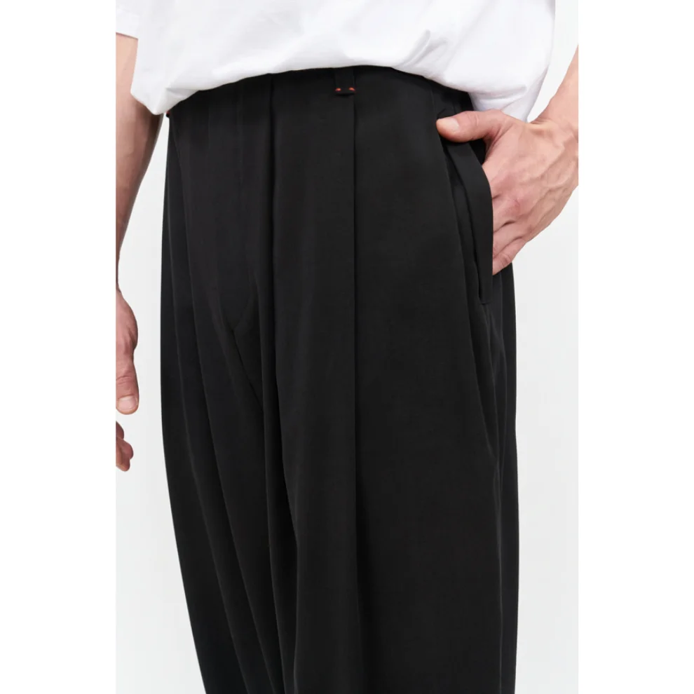 Ejja Design - Inside Colors Pleated Trouser