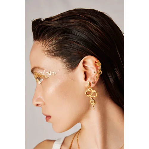 Bodhita - Naga Earcuff Earring
