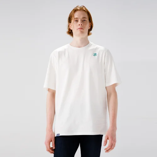 Thinktongue - Peaceful Unisex Oversize T-shirt