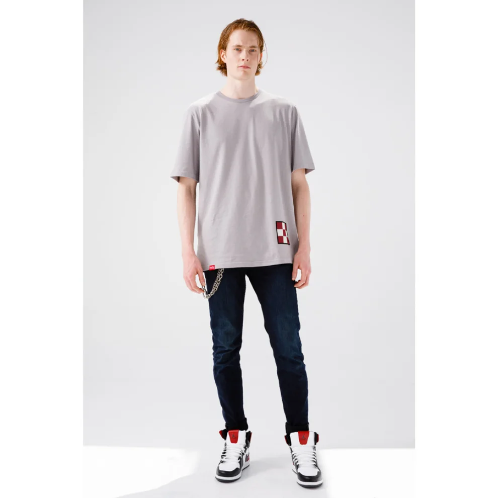 Thinktongue - Lazy Dog Oversize T-Shirt