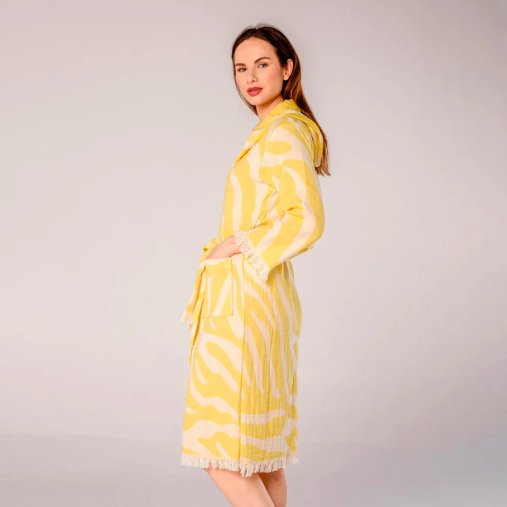 Miespiga - Wave Patterned Women's Peshtemal Bathrobe