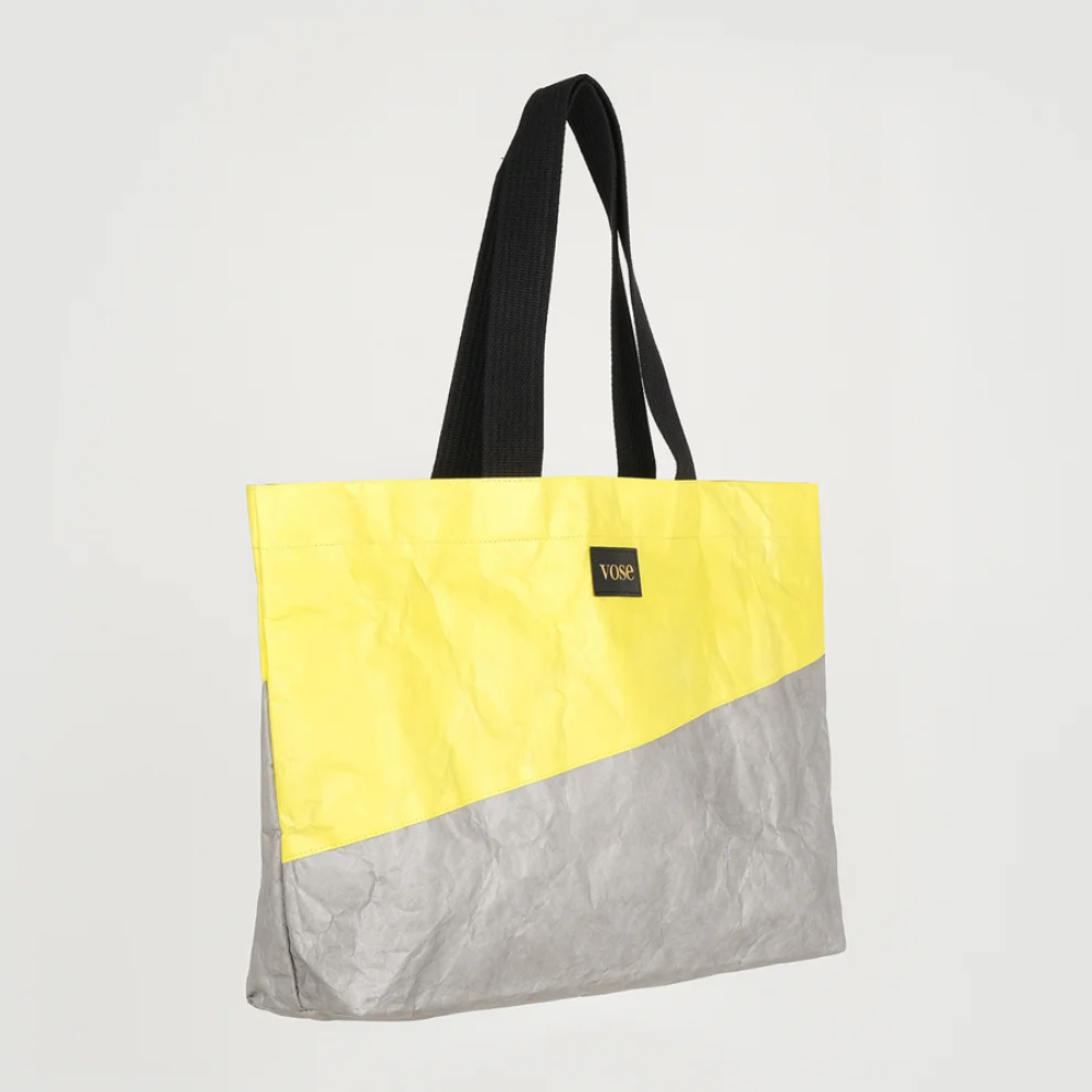 Vose - Eco-Friendly and Durable Shoulder Paper Bag