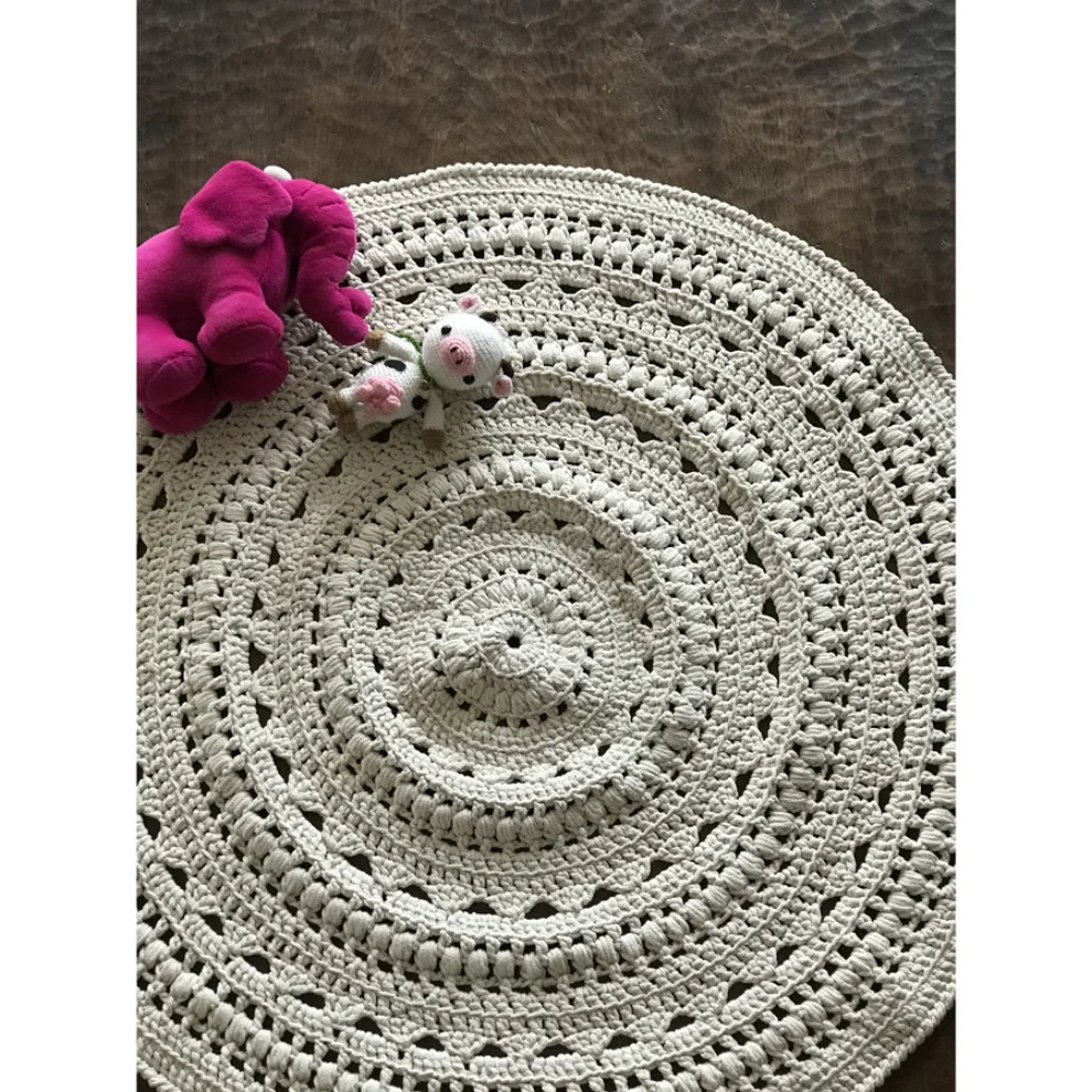 SuGibi - Crochet Rug