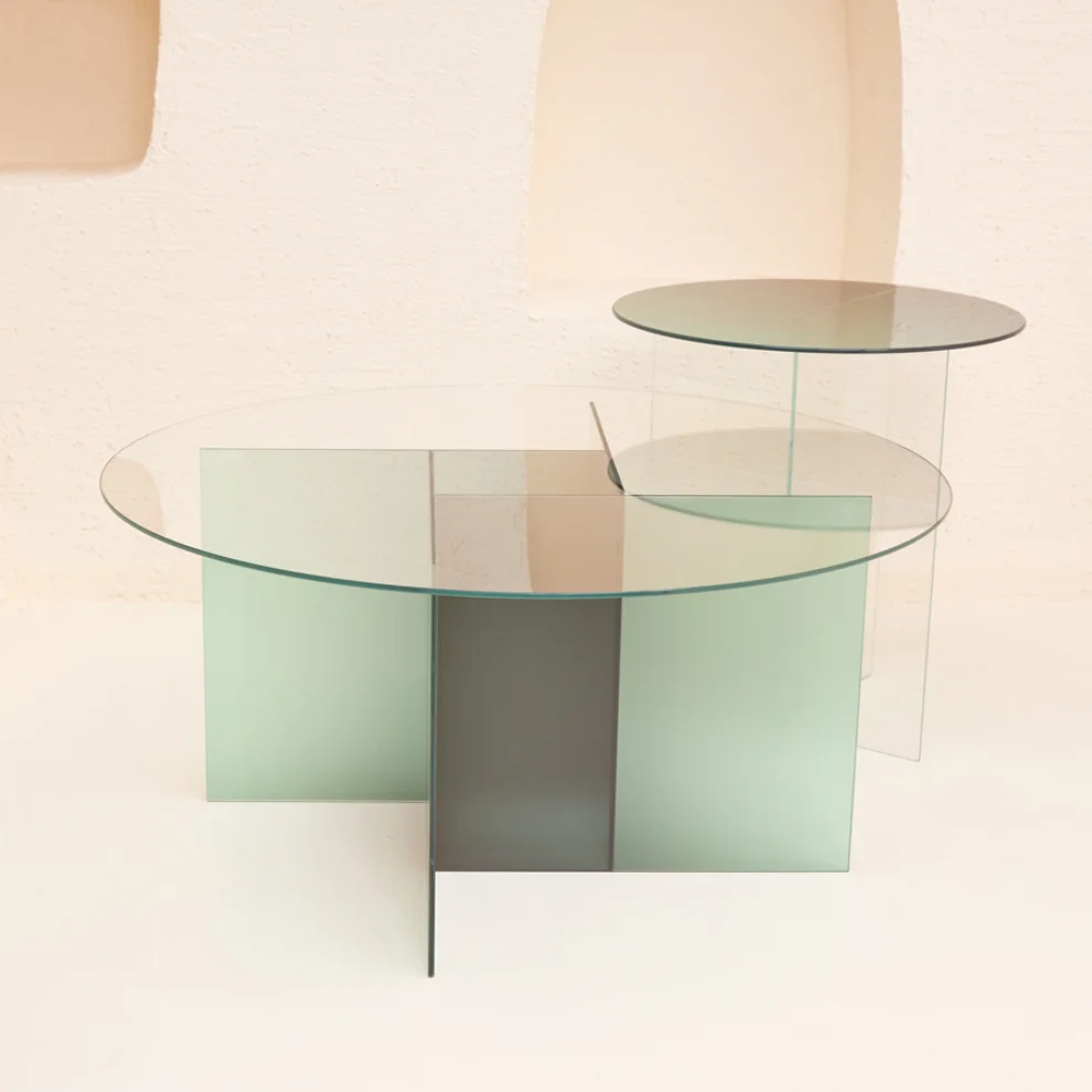 Studio Monsoleil - Cosmos Table