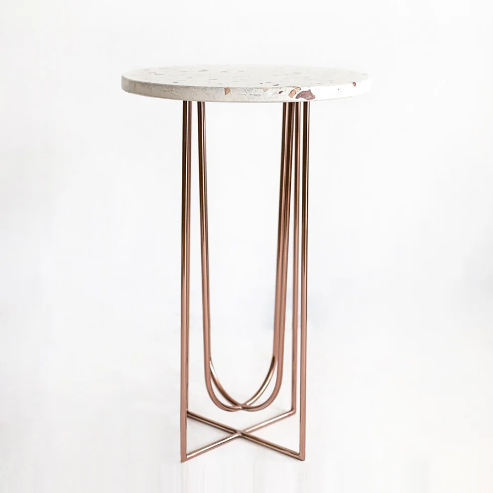 Eslem Arıcı - Bend Coffee Table