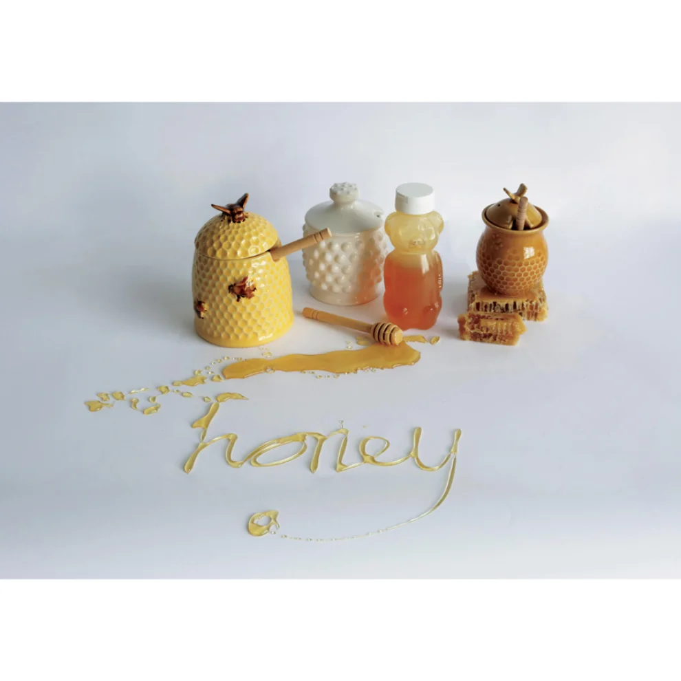 Warm Design	 - Porcelain Honey Jar