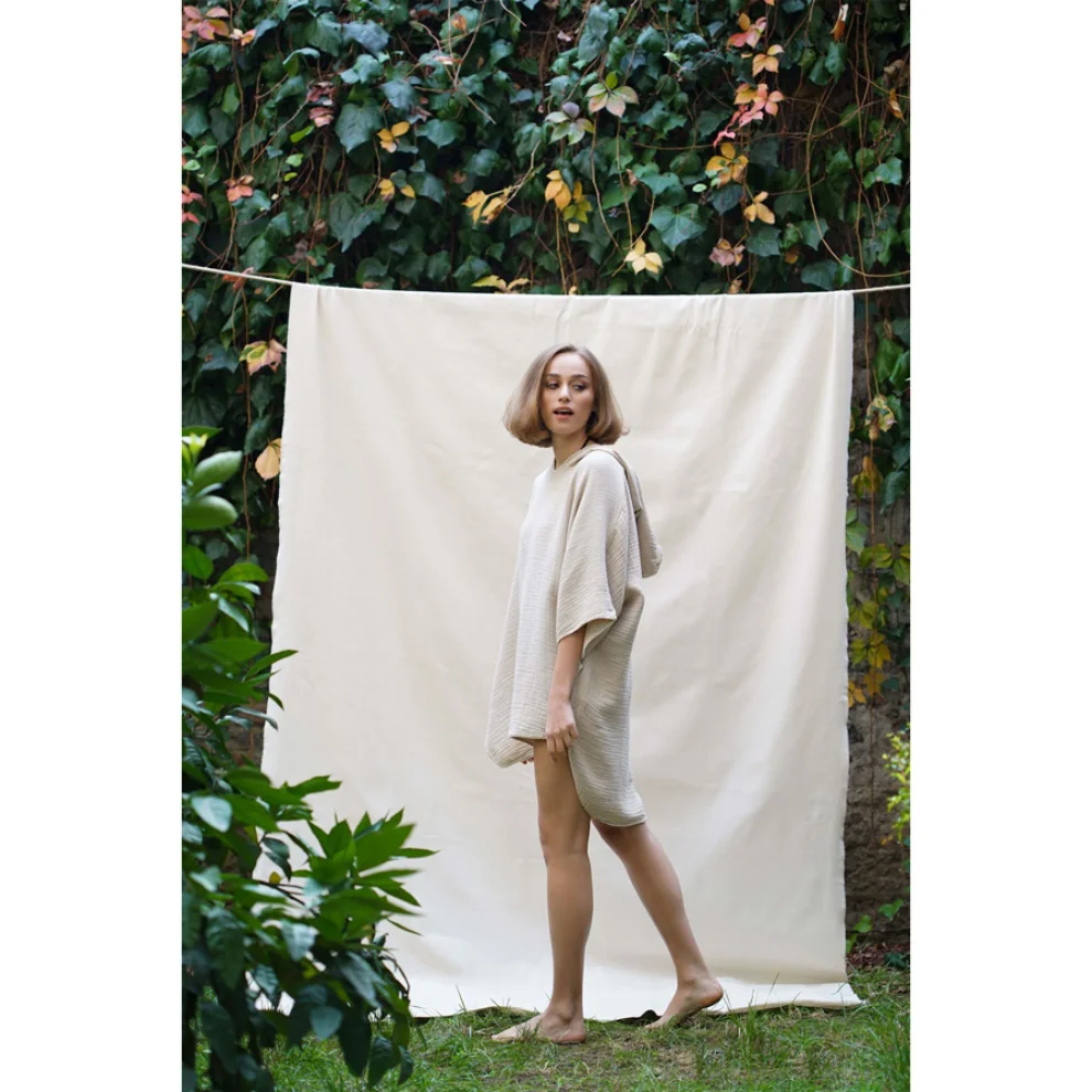 DesignDEM - Koza Adult Poncho