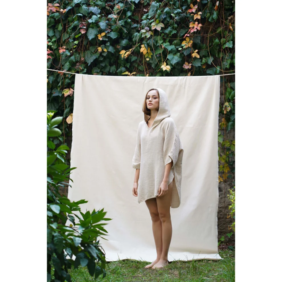 DesignDEM - Koza Adult Poncho