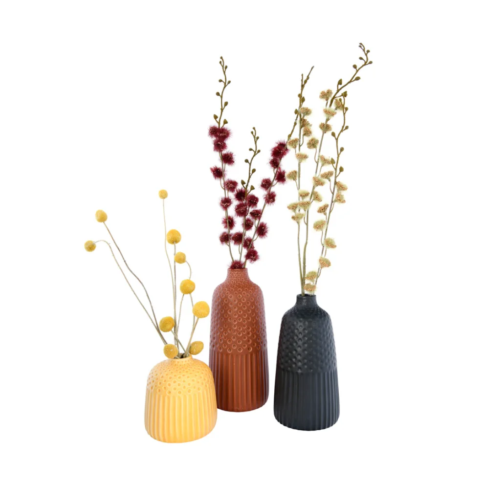 Warm Design	 - 3'lü Set Kabartmalı Porselen Vazolar