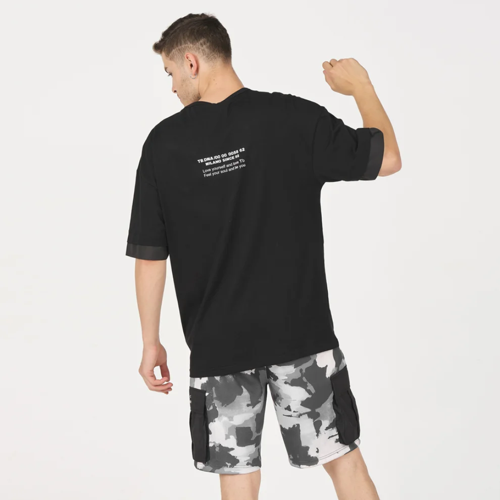 Tbasic - Desenli Cep Oversize T-shirt