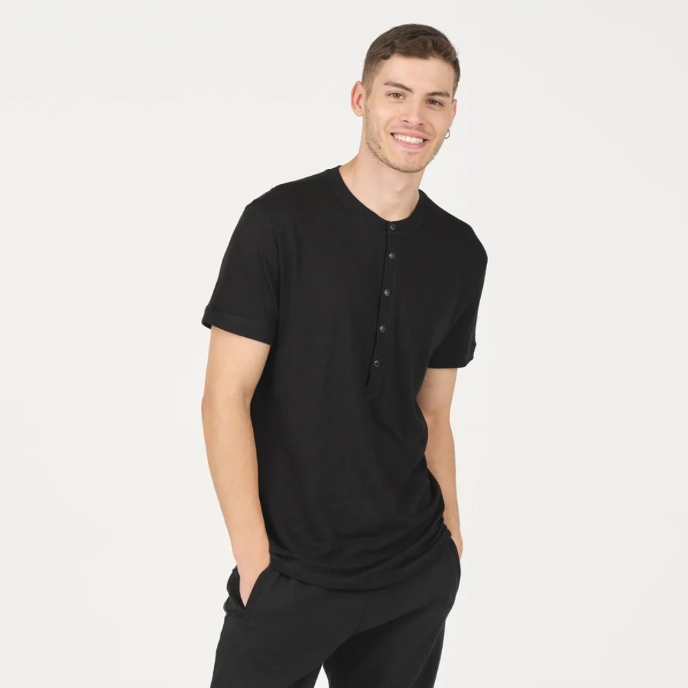 Tbasic - Buttoned Modal T-shirt