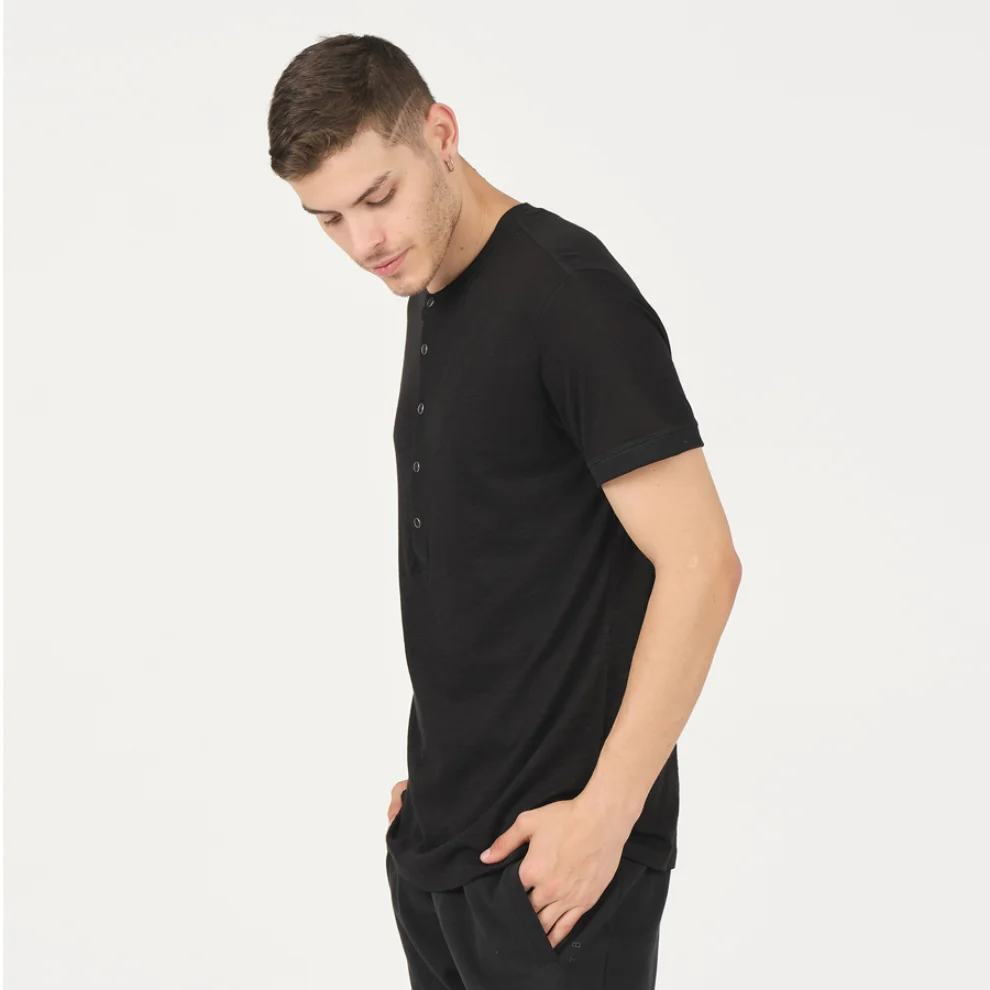 Tbasic - Buttoned Modal T-shirt