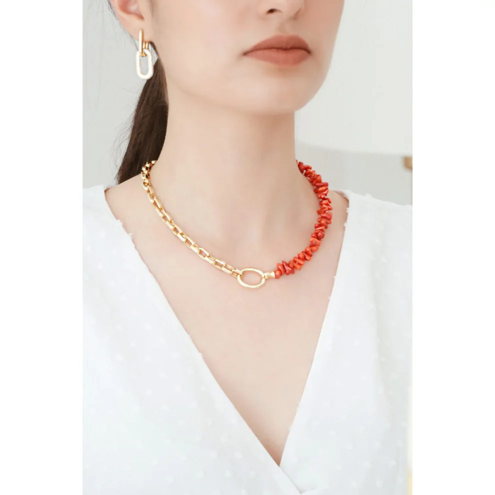 Linya Jewellery - Red Coral & Chain Necklace
