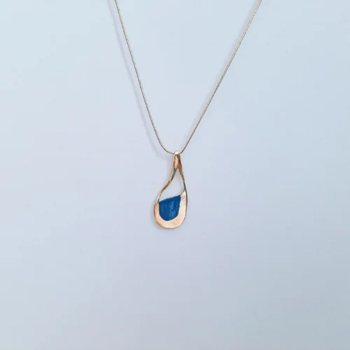 who.is.perfect - Mini Golden Tear Necklace