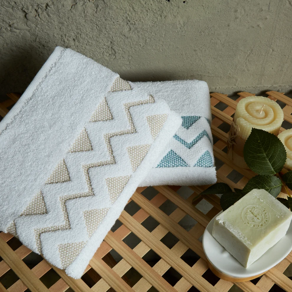 Sahara Maison - Mimosa Hand Towel