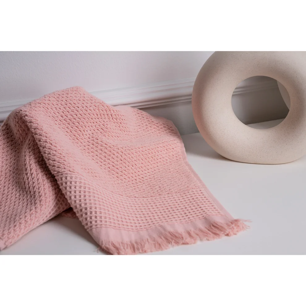 Sahara Maison - Peony Hand Towel