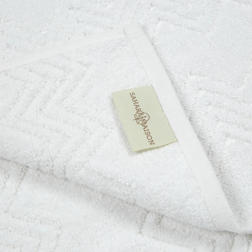 Sahara Maison - Lily Bath Towel