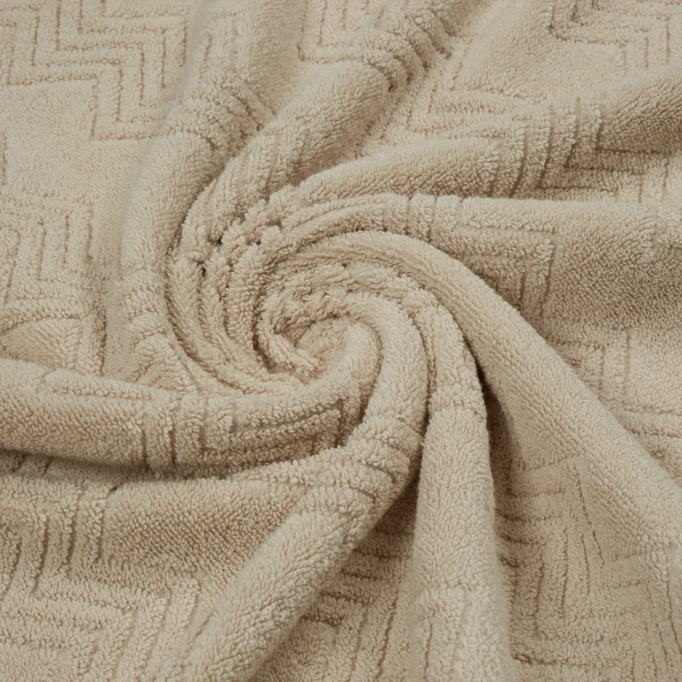 Sahara Maison - Lily Bath Towel