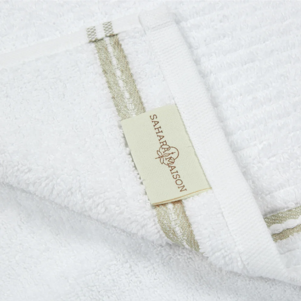 Sahara Maison - Daisy Bath Towel