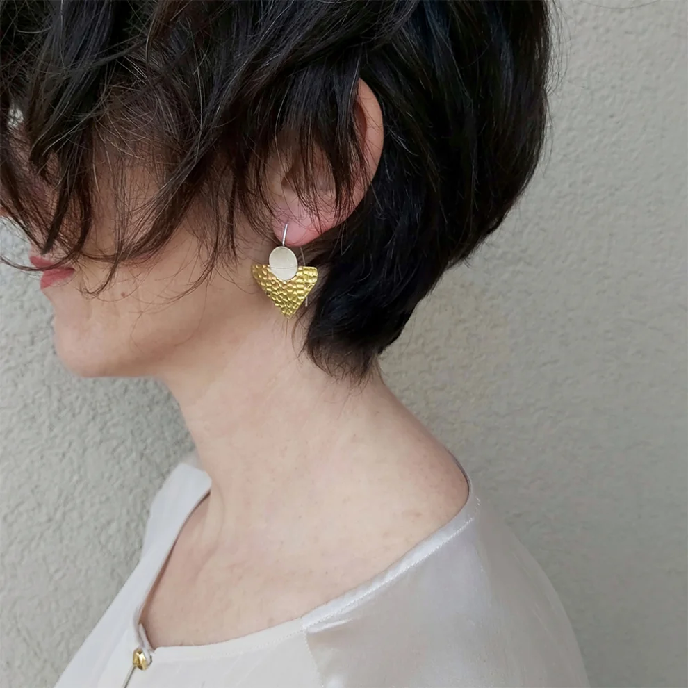 POJWoman by Pelin Özerson - My Home Triangle Moon Earrings