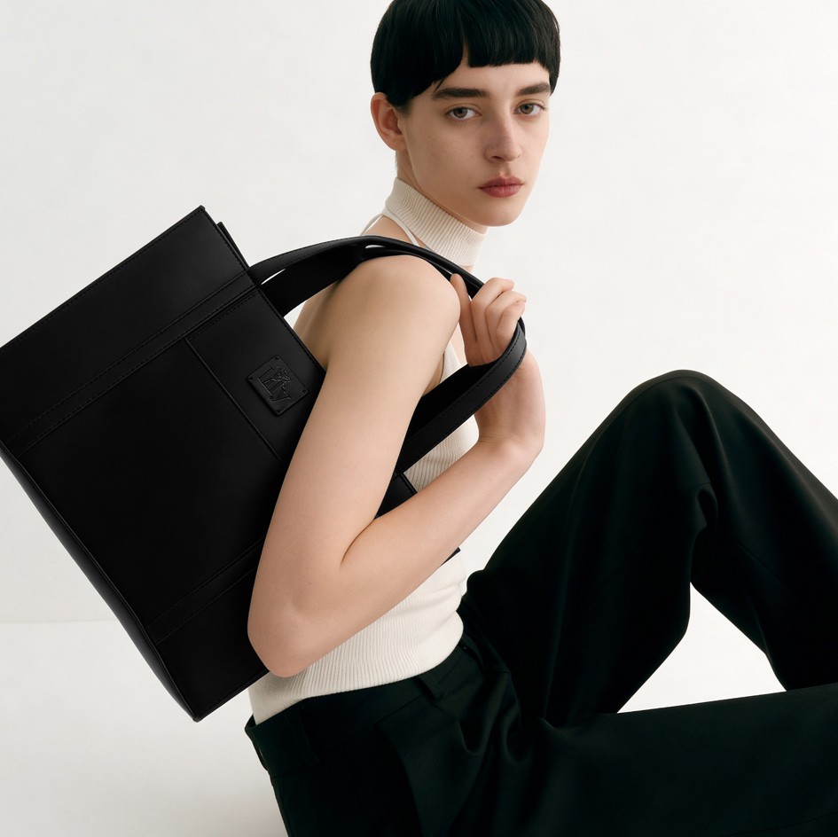 Shoulder bag