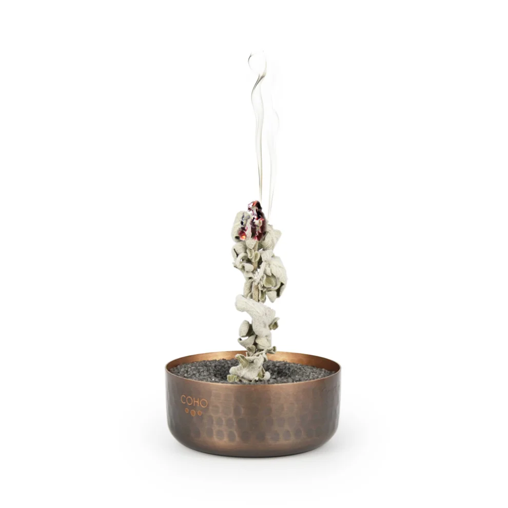 Coho Objet	 - COHO Box Antique Meditation Copper Incense Holder & 2 Palo Santo & Sage Incense Set