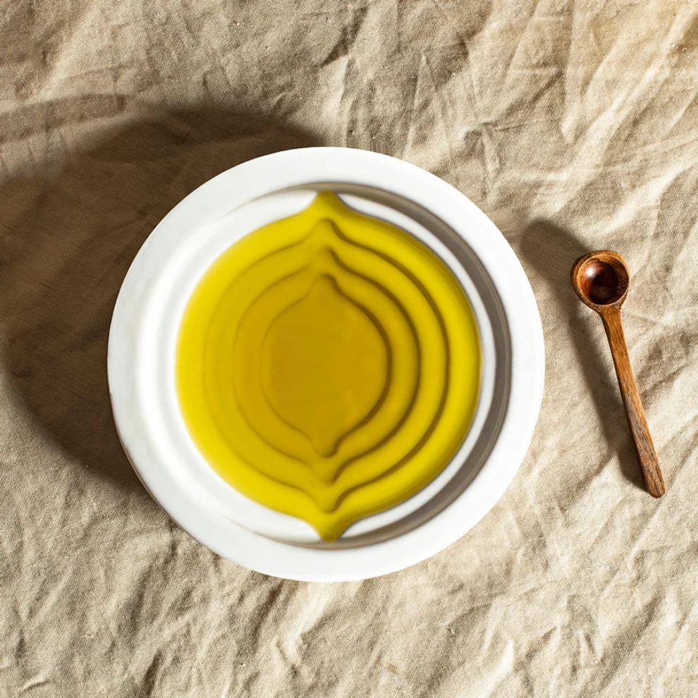 Oliko - Porcelain Olive Oil Plate