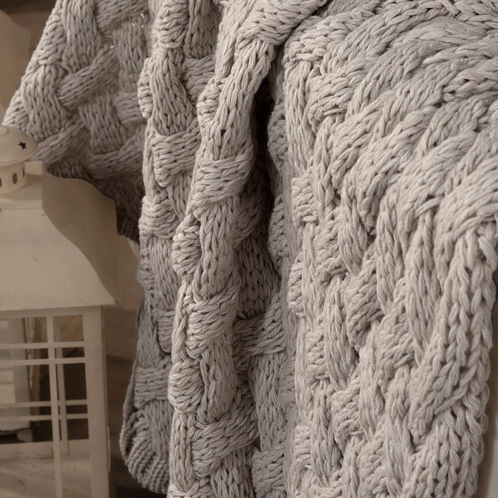 Miespiga - Serenita Hair Knitting Knitwear Blanket Throw