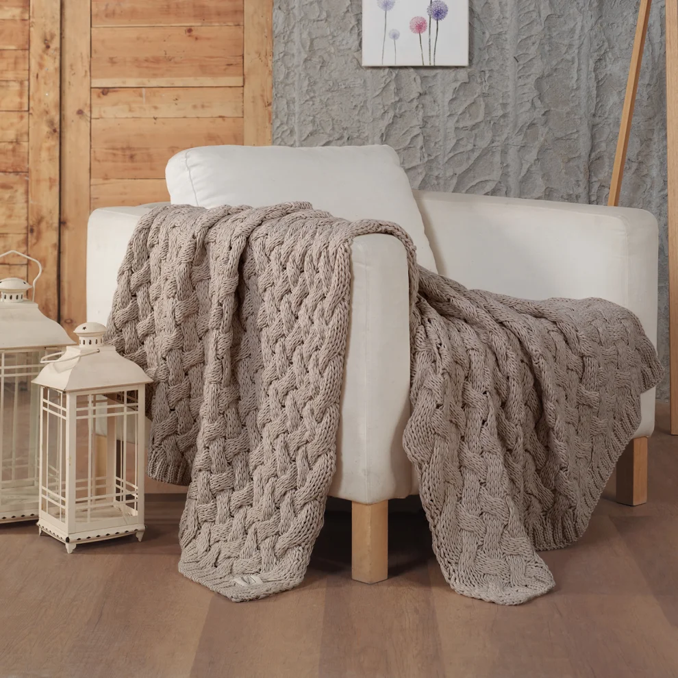 Miespiga - Serenita Hair Knitting Knitwear Blanket Throw