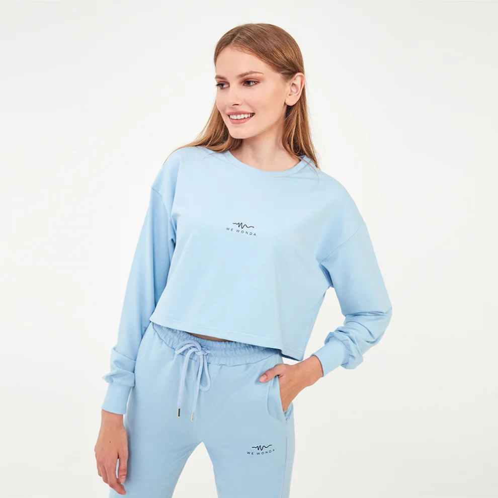 WeWon Style - Crop Sweatshirt