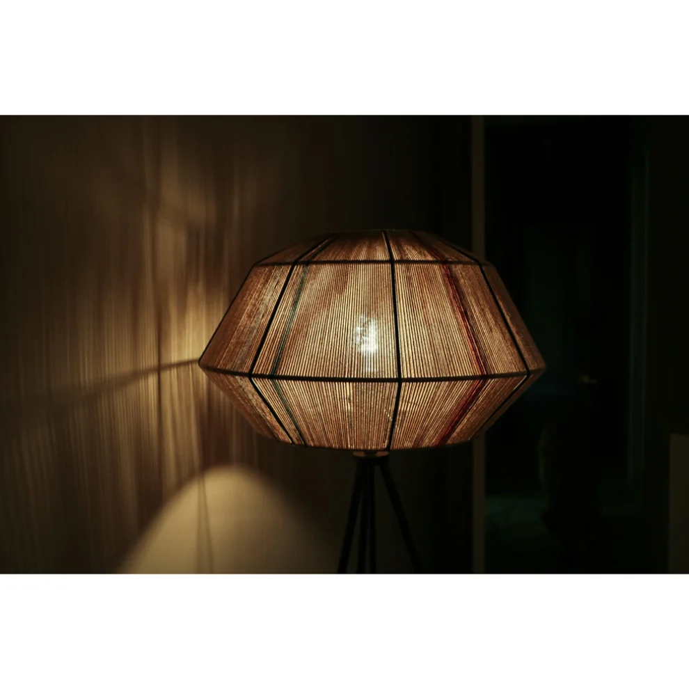 Maiizen	 - Nodo lampshade