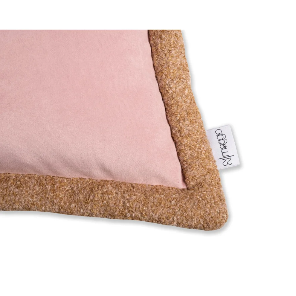 22 Maggio Istanbul - Casetta Throw Pillow/decorative Pillow