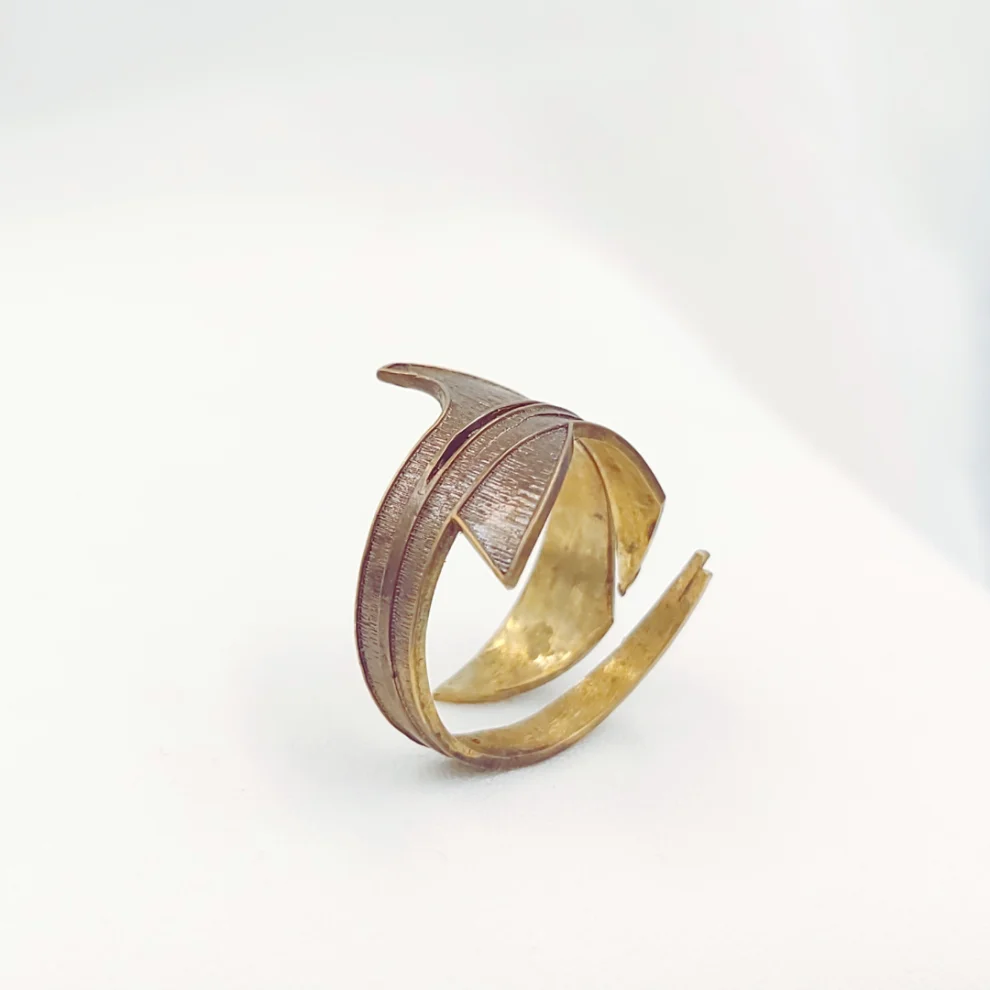 POJWoman by Pelin Özerson - Shark Ring