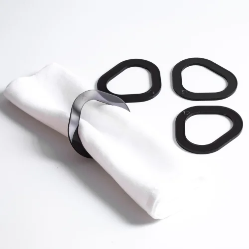 Peramu Design - Classic Nude Napkin Ring For 4