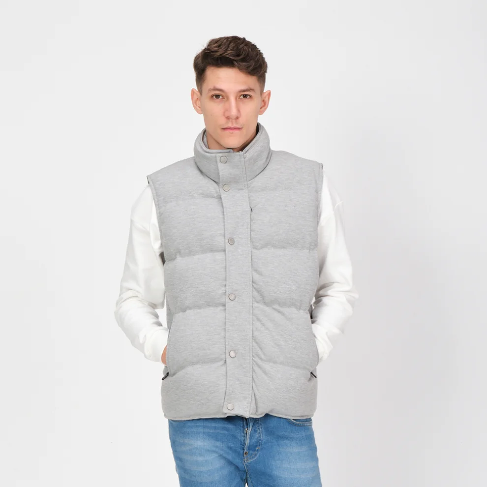 Light grey puffer vest new arrivals