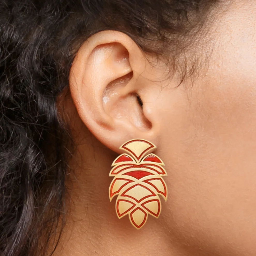 Nuir Studio - Pine Cone Earring