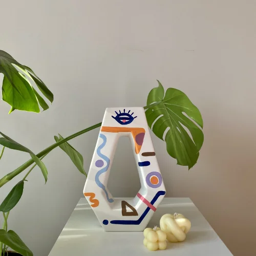 BAB OBJECTS - Colorful Triangle Vase