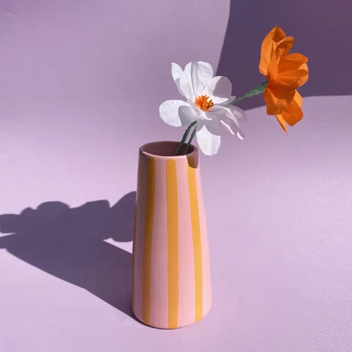 BAB OBJECTS - Lovely Vase