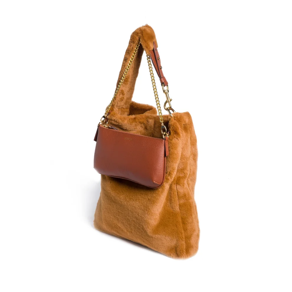 Mianqa - Ambriosa Faux Fur Shoulder Bag
