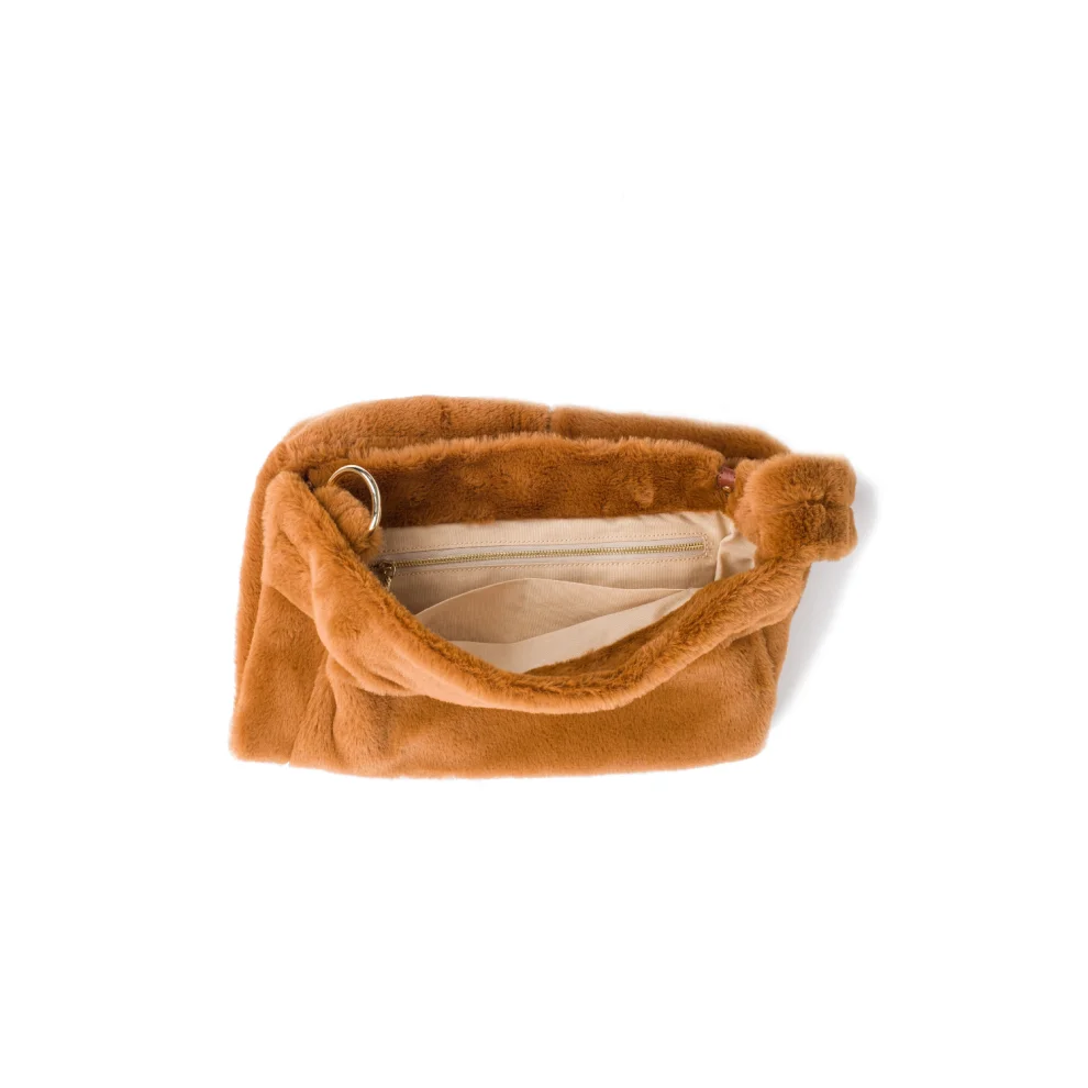 Mianqa - Ambriosa Faux Fur Shoulder Bag