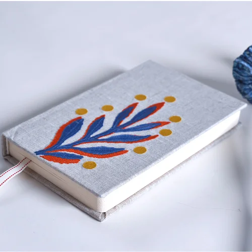 Atelier 99 - Leaf Embroidered Linen Notebook