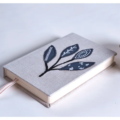 Atelier 99 - Leaves Embroidered Linen Notebook