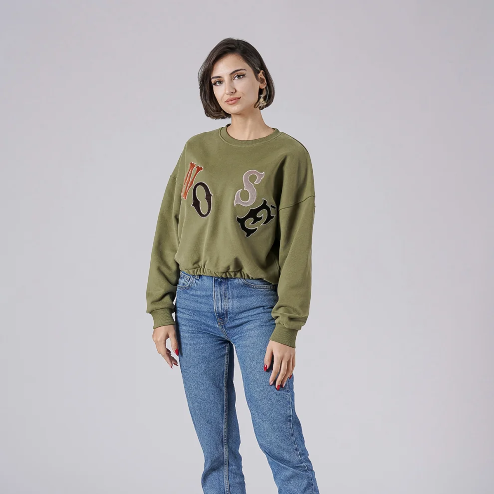 No Se Wear - Nakışlı Crop Sweatshirt