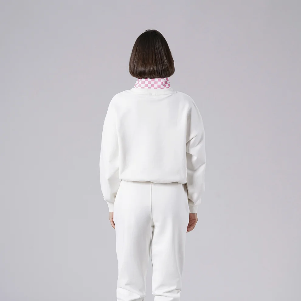 No Se Wear - Collar And Embroidery Detailed Sweatshirt