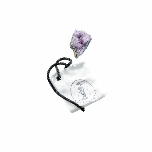 heal.ing.co - Amethyst Natural Stone