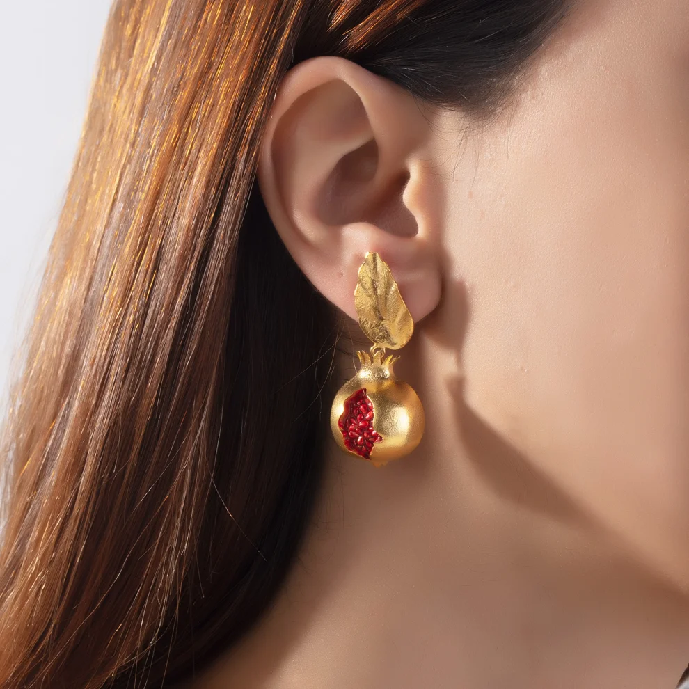 Milou Jewelry - Pomegranate Dangle Leaf Earrings