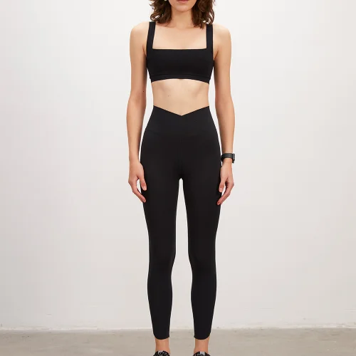 Anais & Margaux - Cross Waist Shaper Leggings