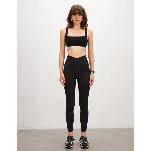 Anais & Margaux - Cross Waist Shaper Leggings