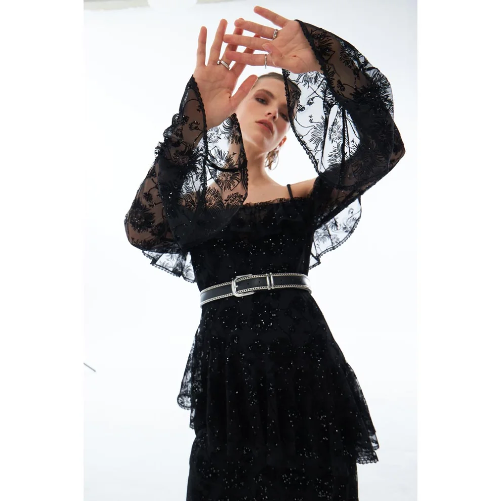 Luxez - Luna Asimetrik Volanlı Dantel Elbise